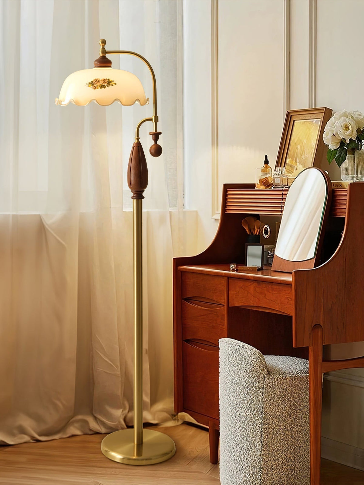 Heritage Bloom Floorlamp