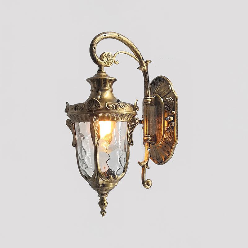 heritage-outdoor-wall-lamp