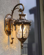 heritage-outdoor-wall-lamp