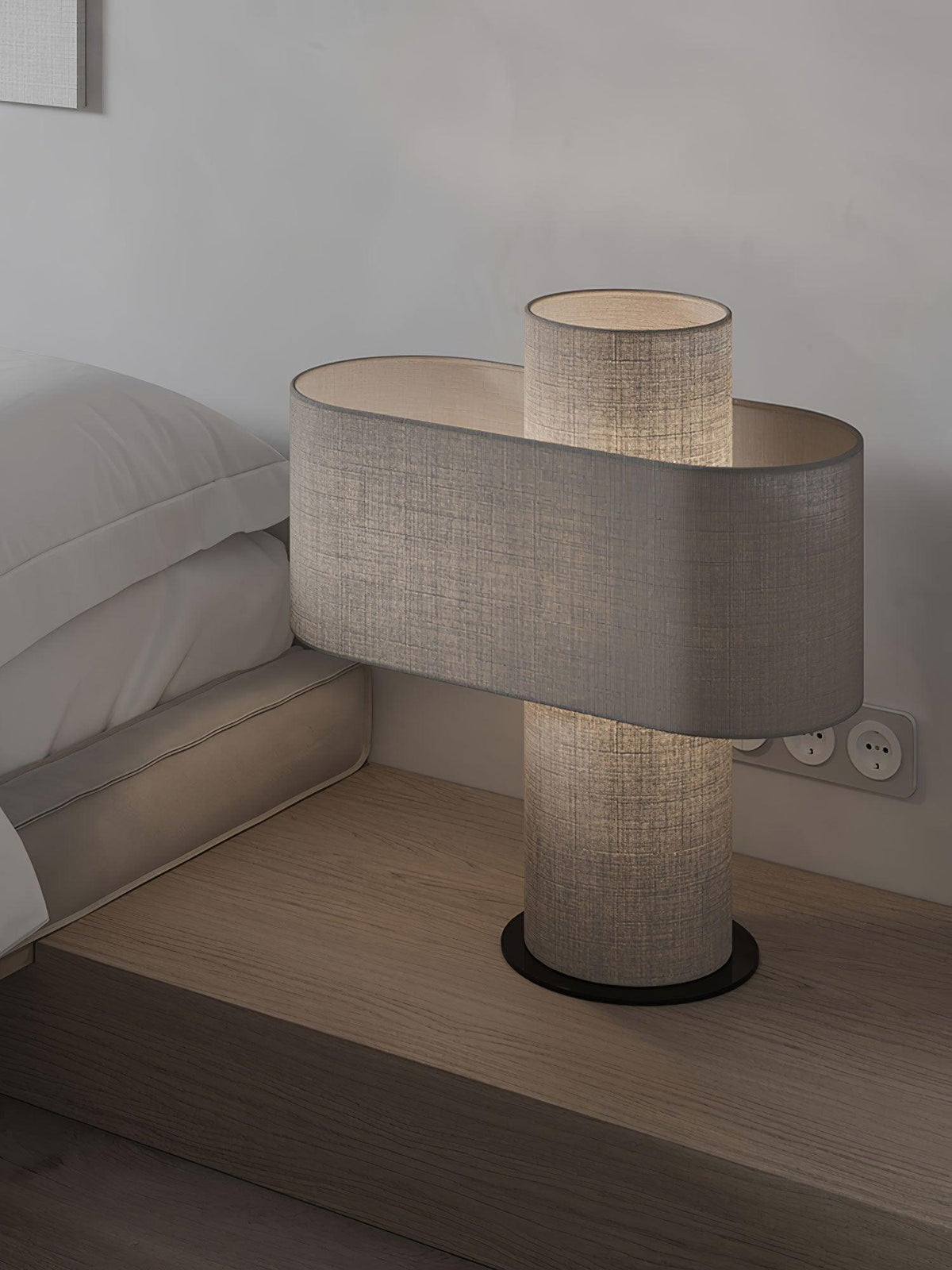 heron-glowing-table-lamp