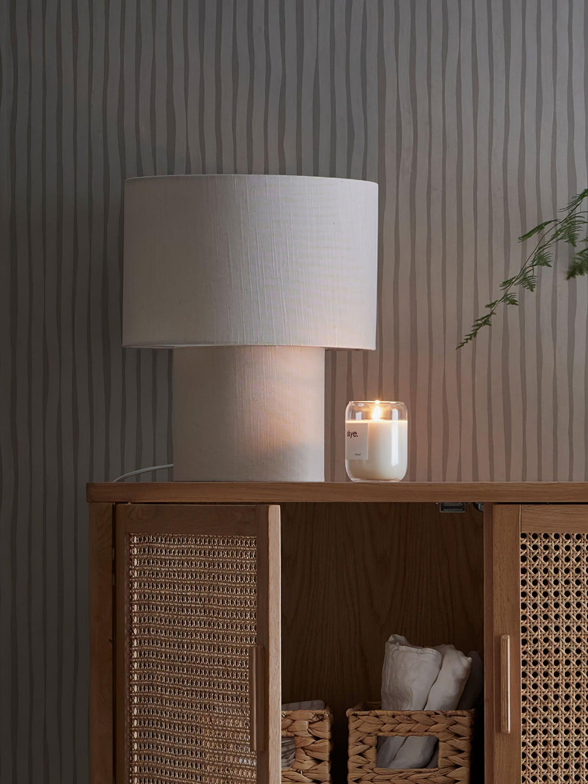Lina Fabric Table Lamp – Modern Minimalist Bedside Lighting
