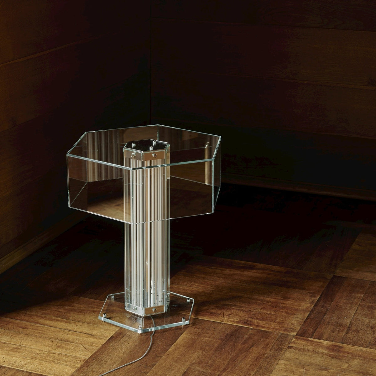 Hexagonal Glass Table Lamp with Integrated LED – Modern Minimalist Desk Lamp