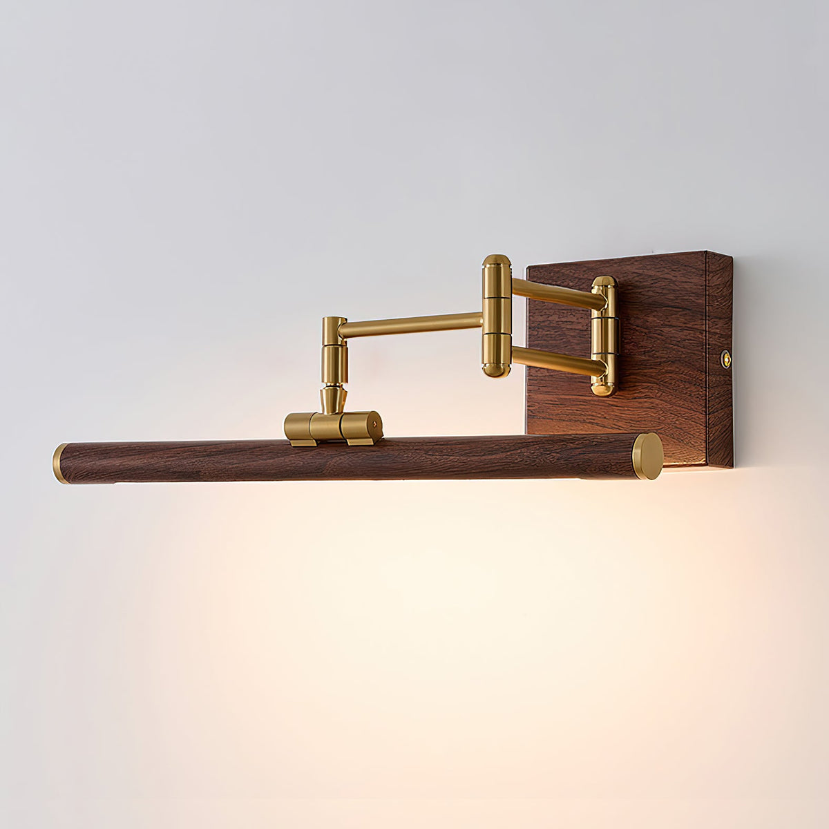 hinkley-stokes-brass-wall-lamp