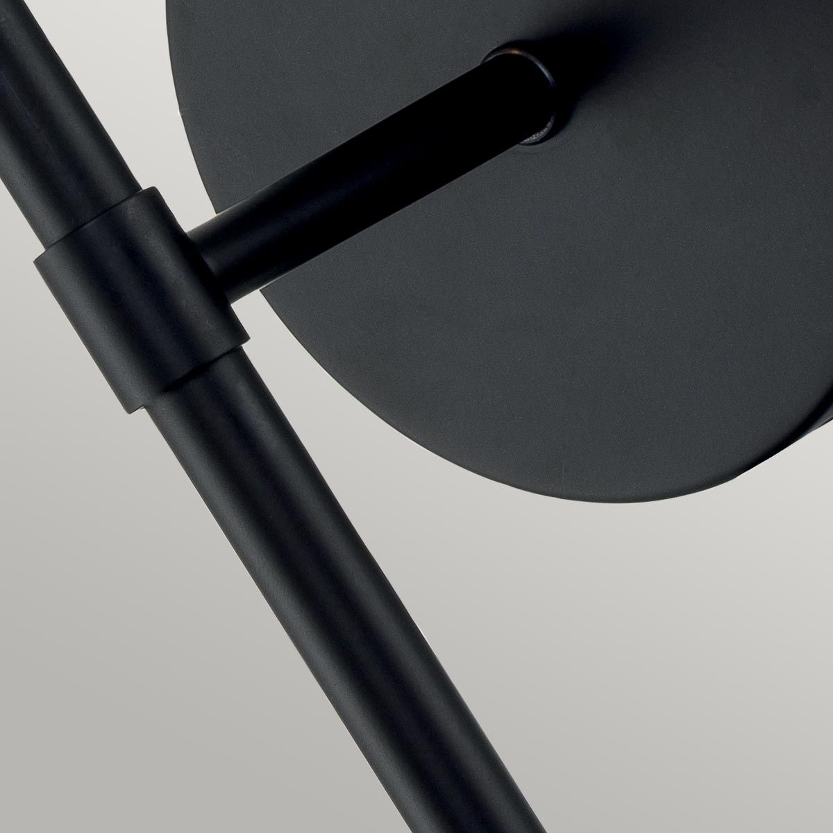 hollis-wall-sconce