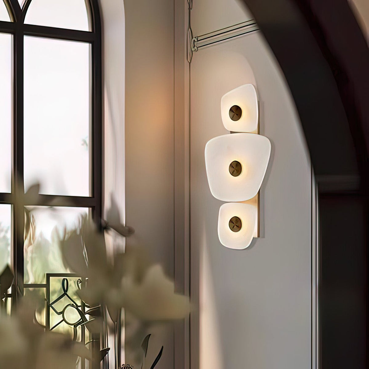 Holmdel Wall Light