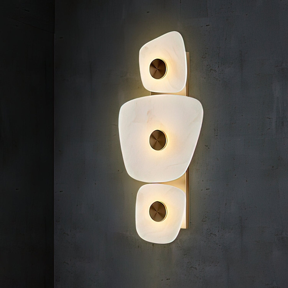 Holmdel Wall Light