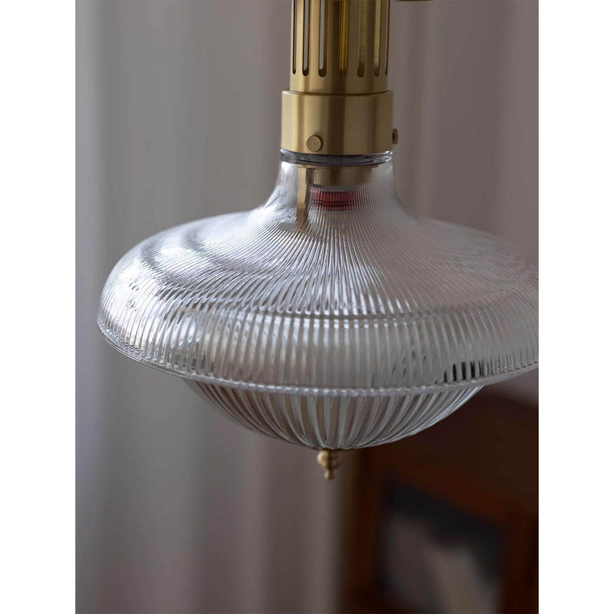 holophane-pendant-lamp