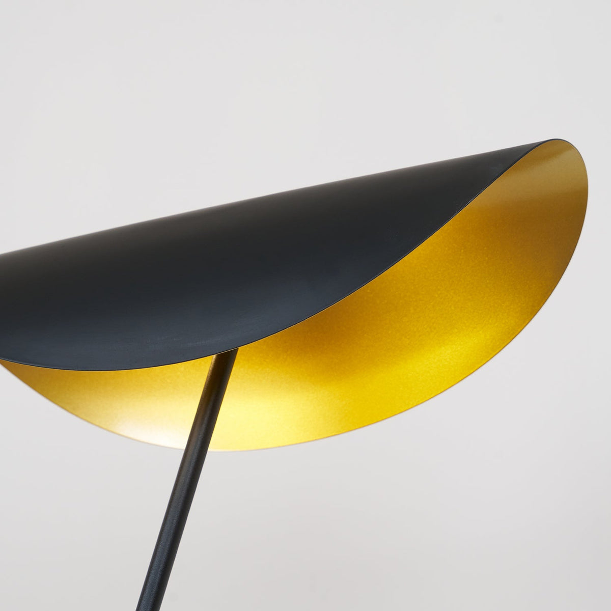 horizon-floor-lamp