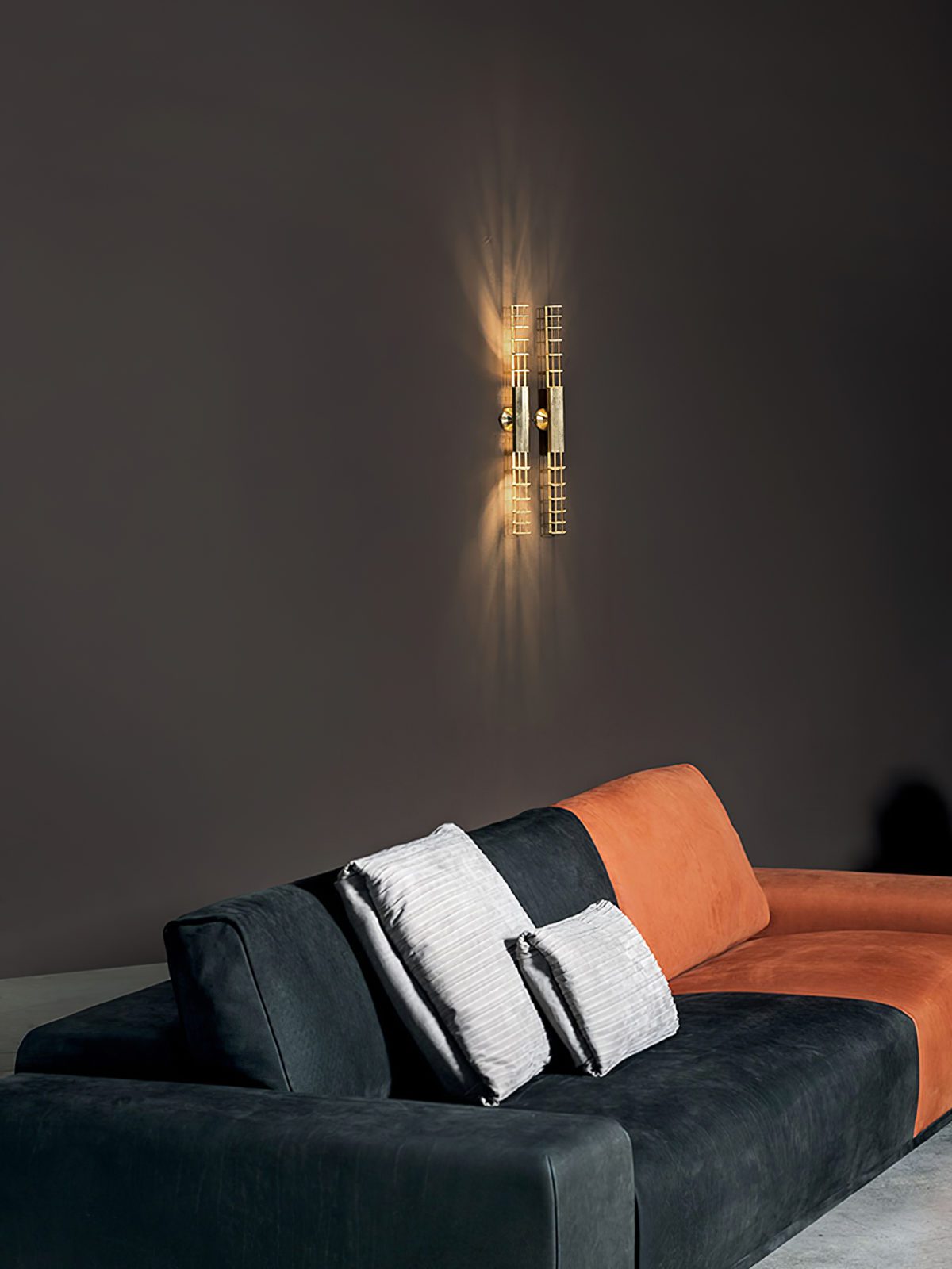 Hubble Hollow Wall Light