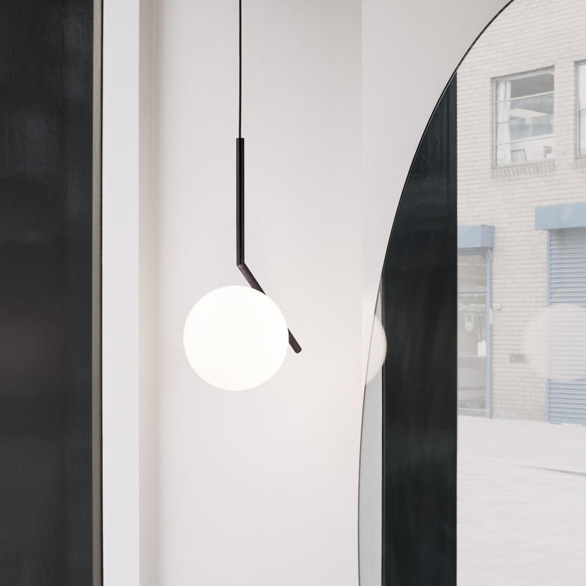 ic-pendant-light