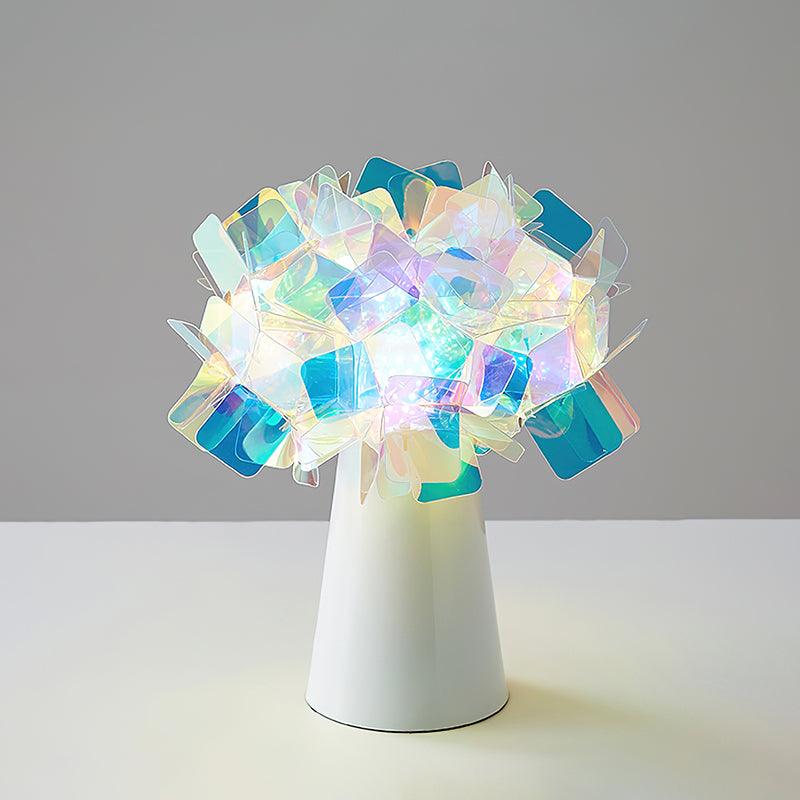 illis-flower-table-lamp