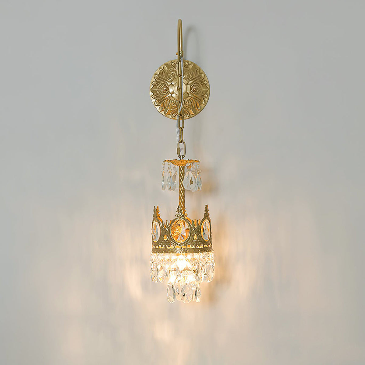 imperial-wall-lamp