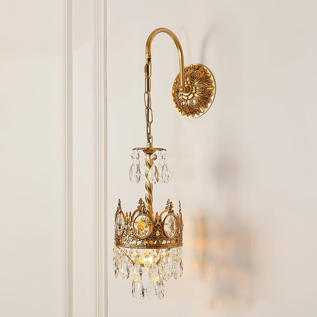imperial-wall-lamp