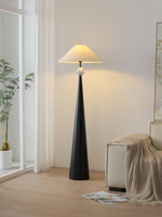 innes-floor-lamp