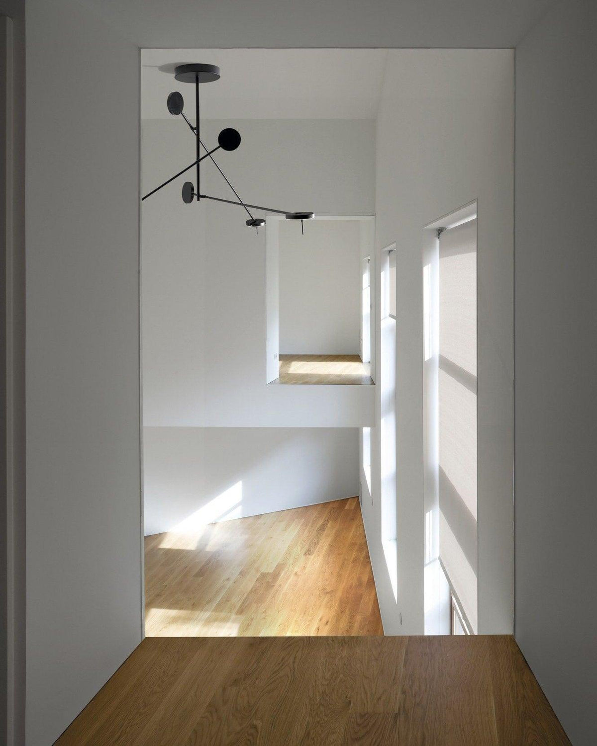 invisible-led-c4-pendant-light