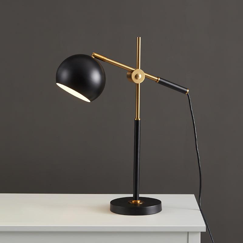 isaac-table-lamp