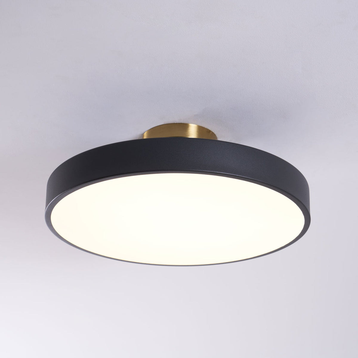 Isla Flush Mount Ceiling Light – Modern LED Ceiling Lamp with Acrylic Diffuser