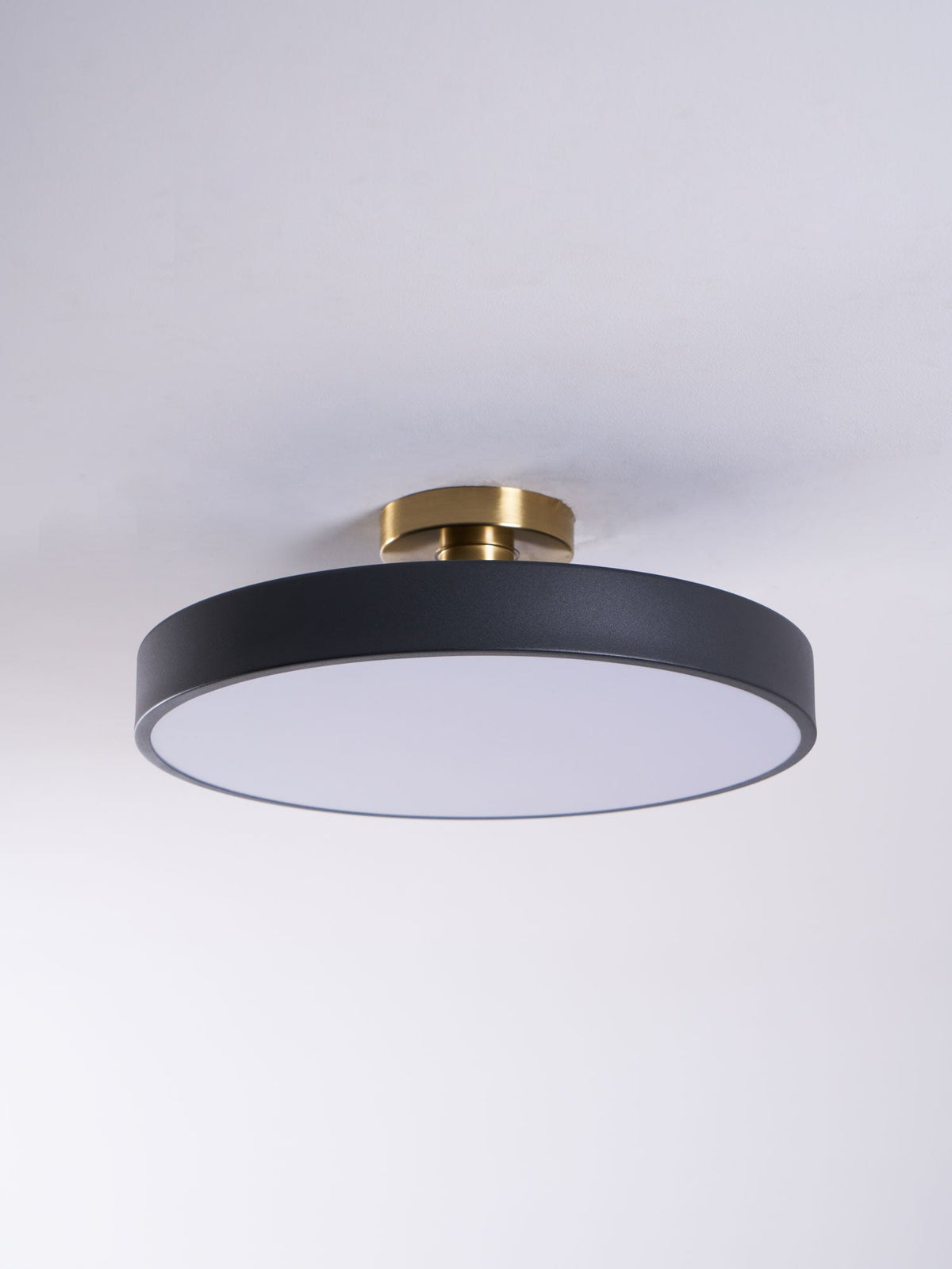 Isla Flush Mount Ceiling Light – Modern LED Ceiling Lamp with Acrylic Diffuser