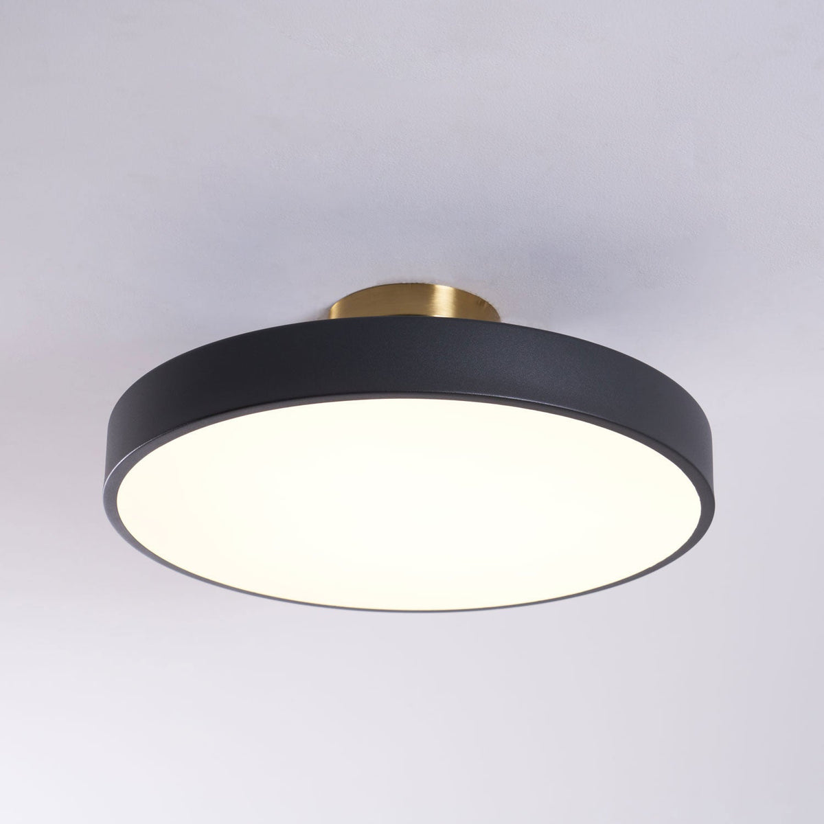Isla Flush Mount Ceiling Light – Modern LED Ceiling Lamp with Acrylic Diffuser