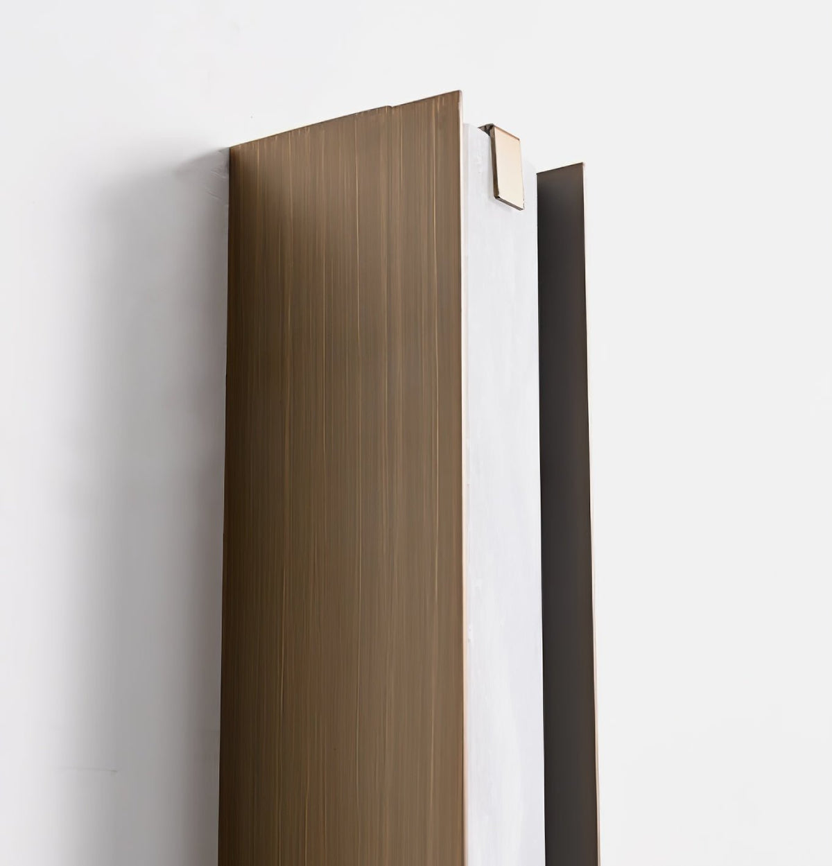 Isolde Alabaster Wall Sconce – Modern LED Wall Light in Bronze