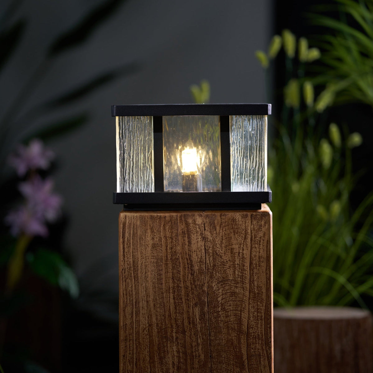 Stratos Square Outdoor Light – Modern Geometric LED Table Lamp for Patio & Garden