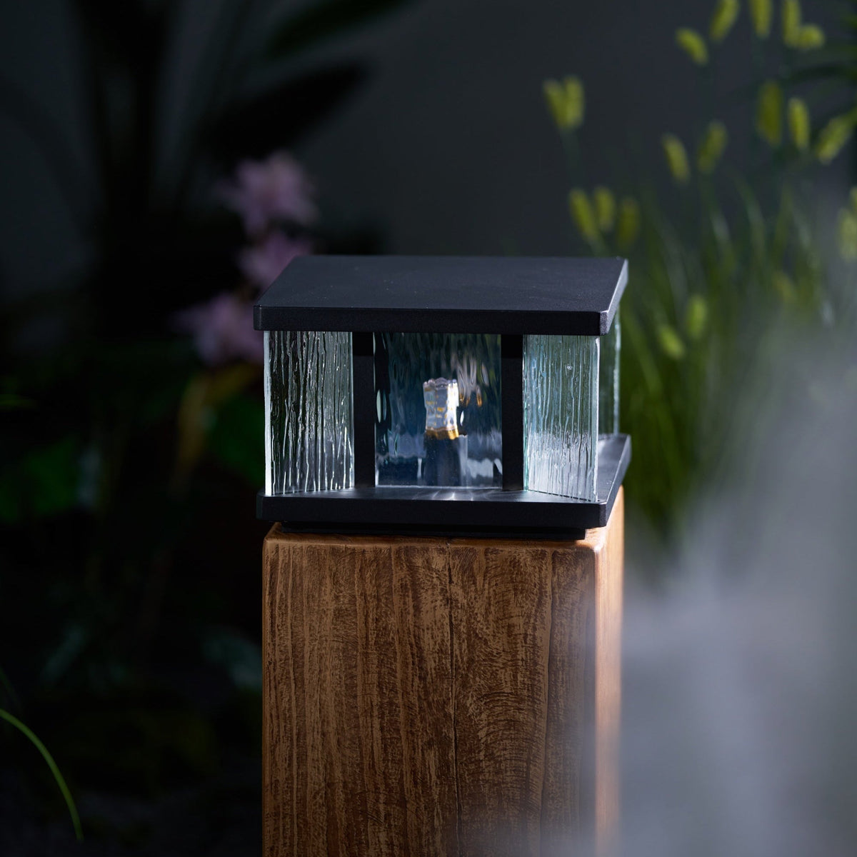Stratos Square Outdoor Light – Modern Geometric LED Table Lamp for Patio & Garden