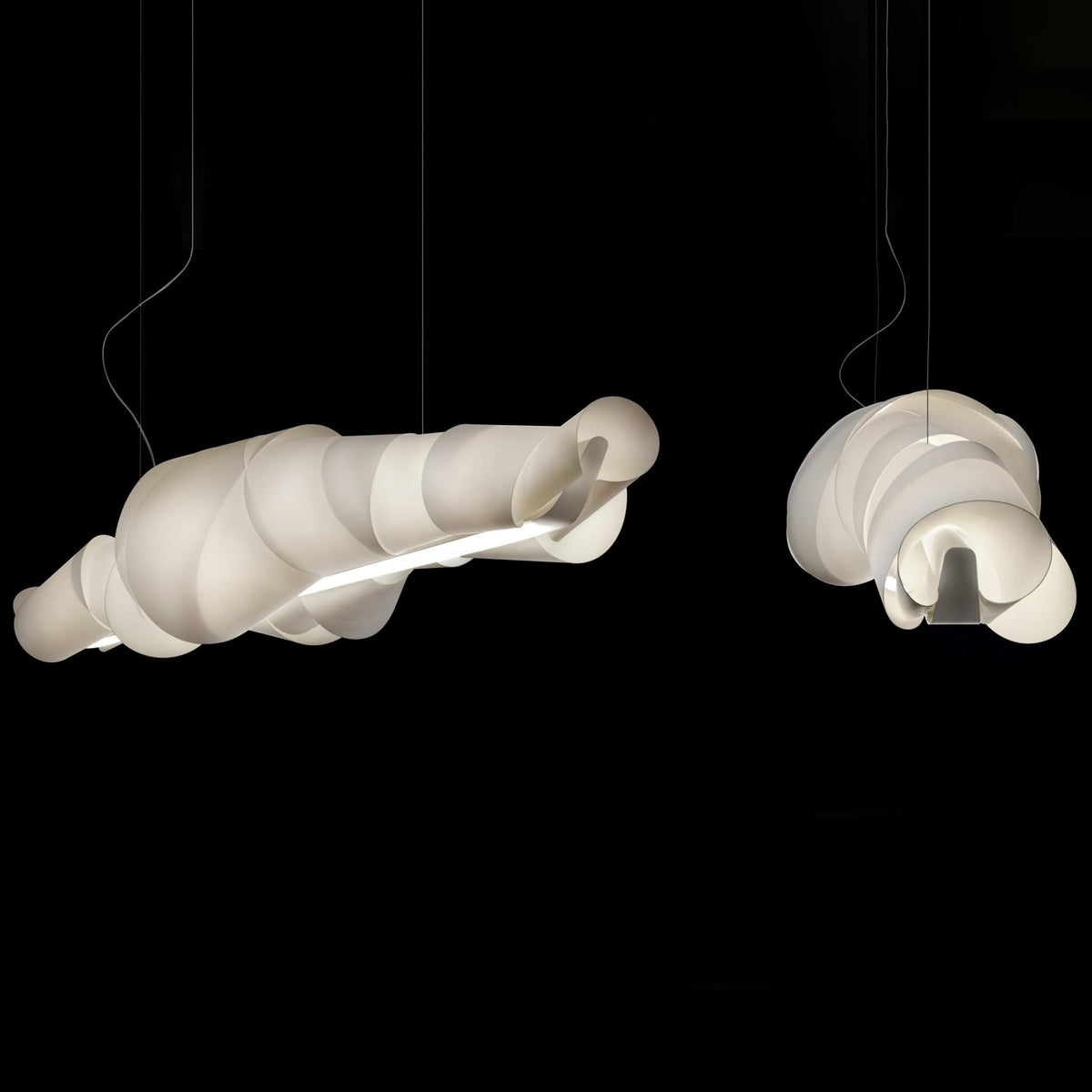 Caterpillar Sculptural LED Chandelier in White for Modern Interiors