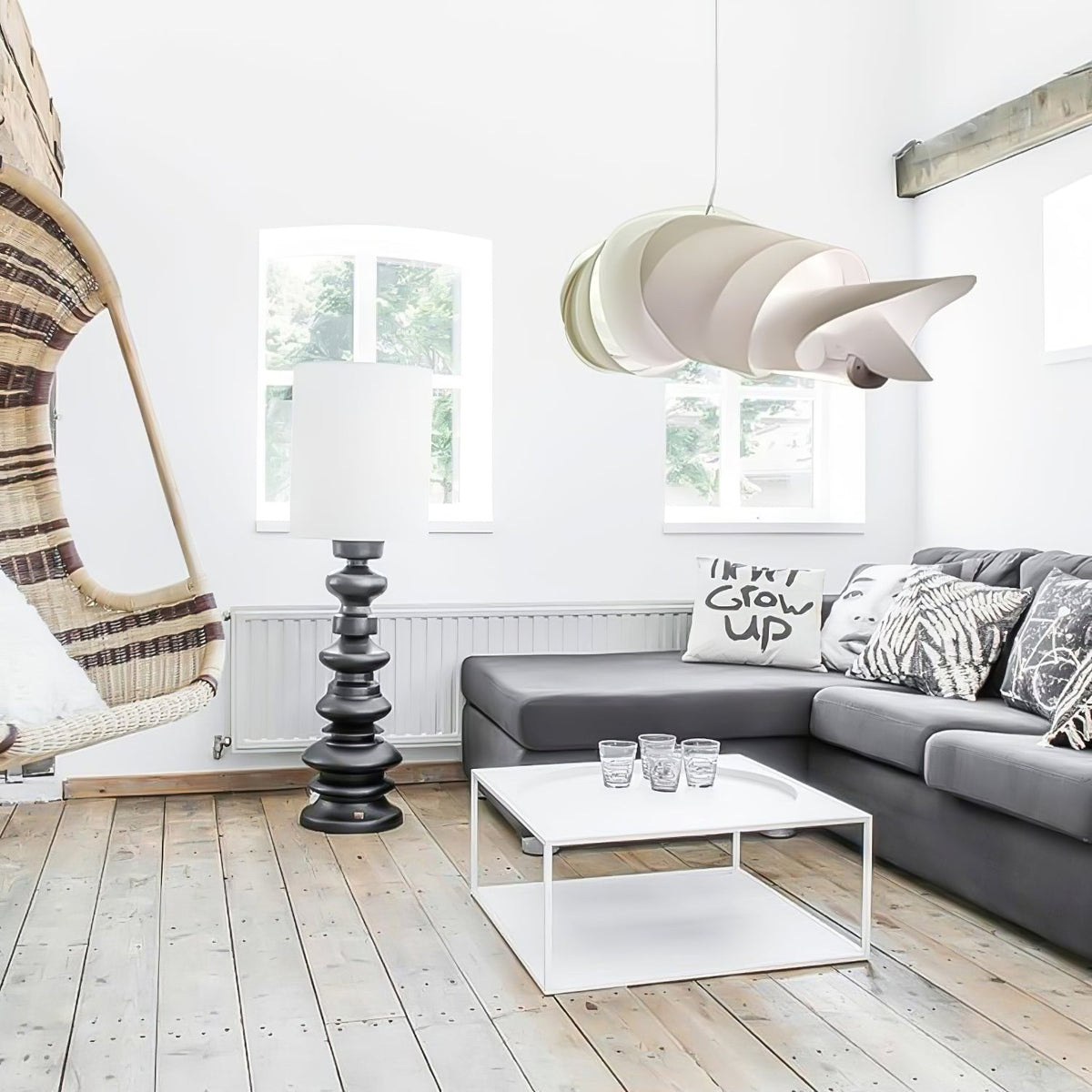 Caterpillar Sculptural LED Chandelier in White for Modern Interiors
