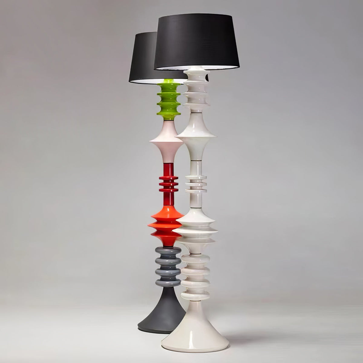 Jarvis Adjustable Floor Lamp – Modern Sculptural Lighting for Living Spaces