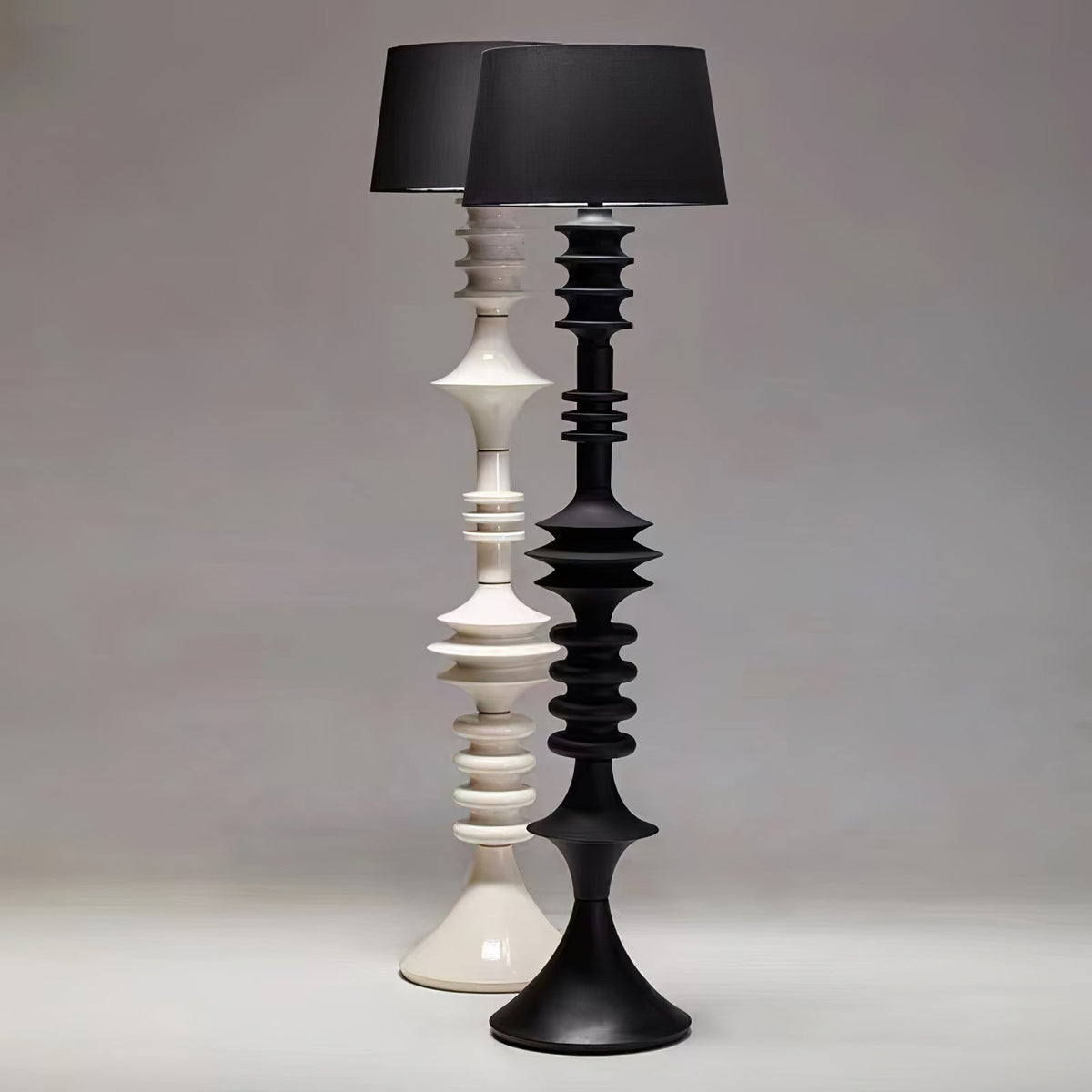 Jarvis Adjustable Floor Lamp – Modern Sculptural Lighting for Living Spaces