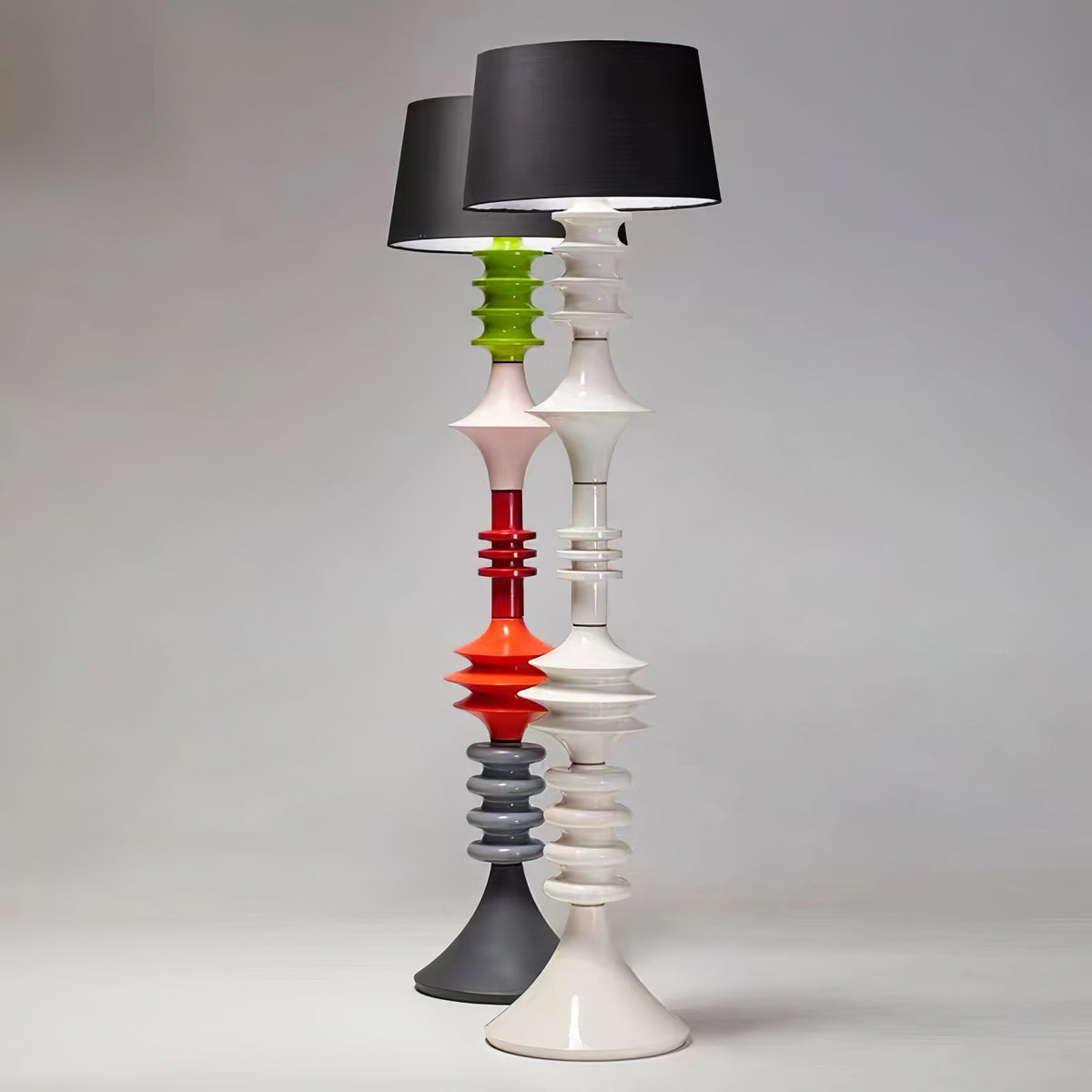 Jarvis Adjustable Floor Lamp – Modern Sculptural Lighting for Living Spaces