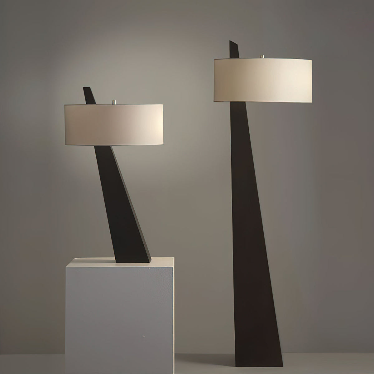 jett-obelisk-floor-lamp