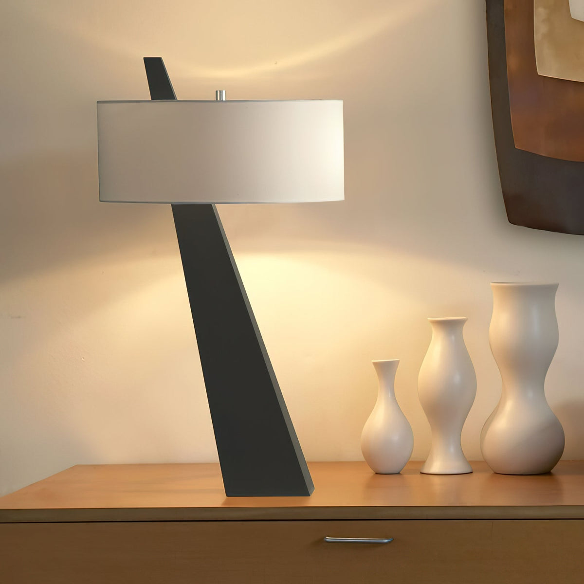 jett-obelisk-table-lamp