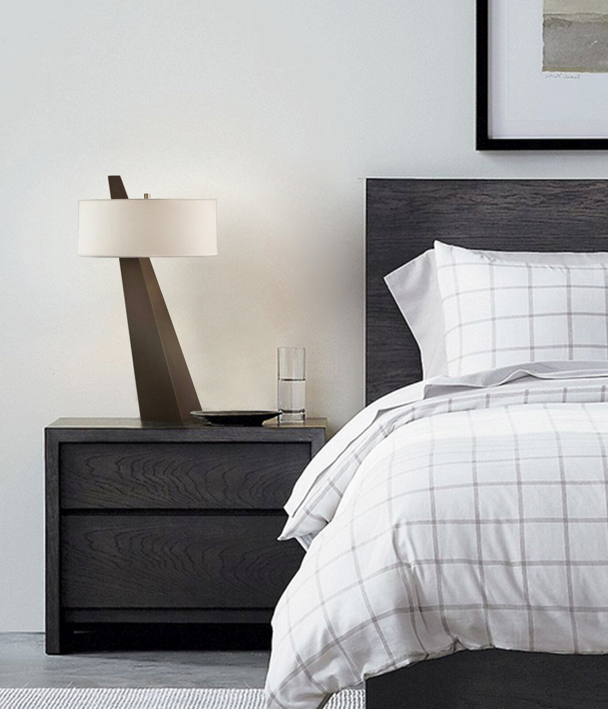 jett-obelisk-table-lamp
