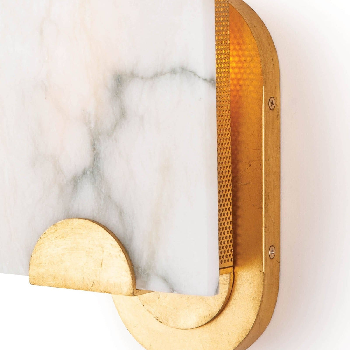 jonah-alabaster-wall-lamp