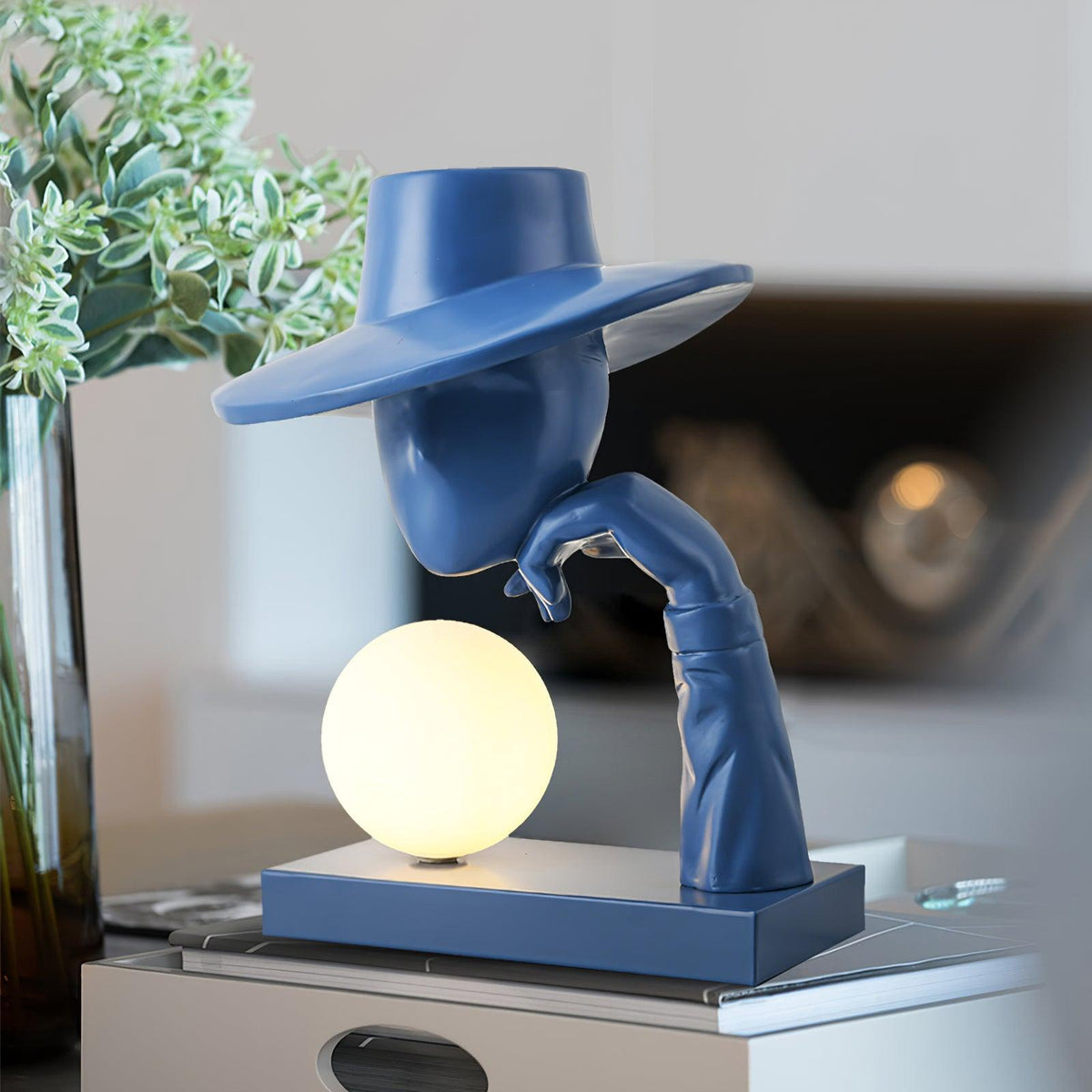 Juni Sculptural Resin Table Lamp with Glass Shade