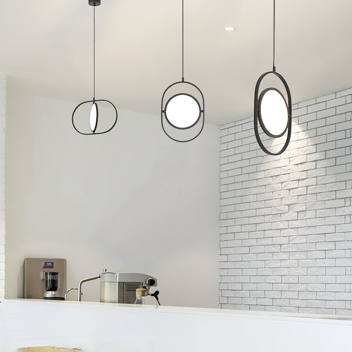Kuu Pendant Light