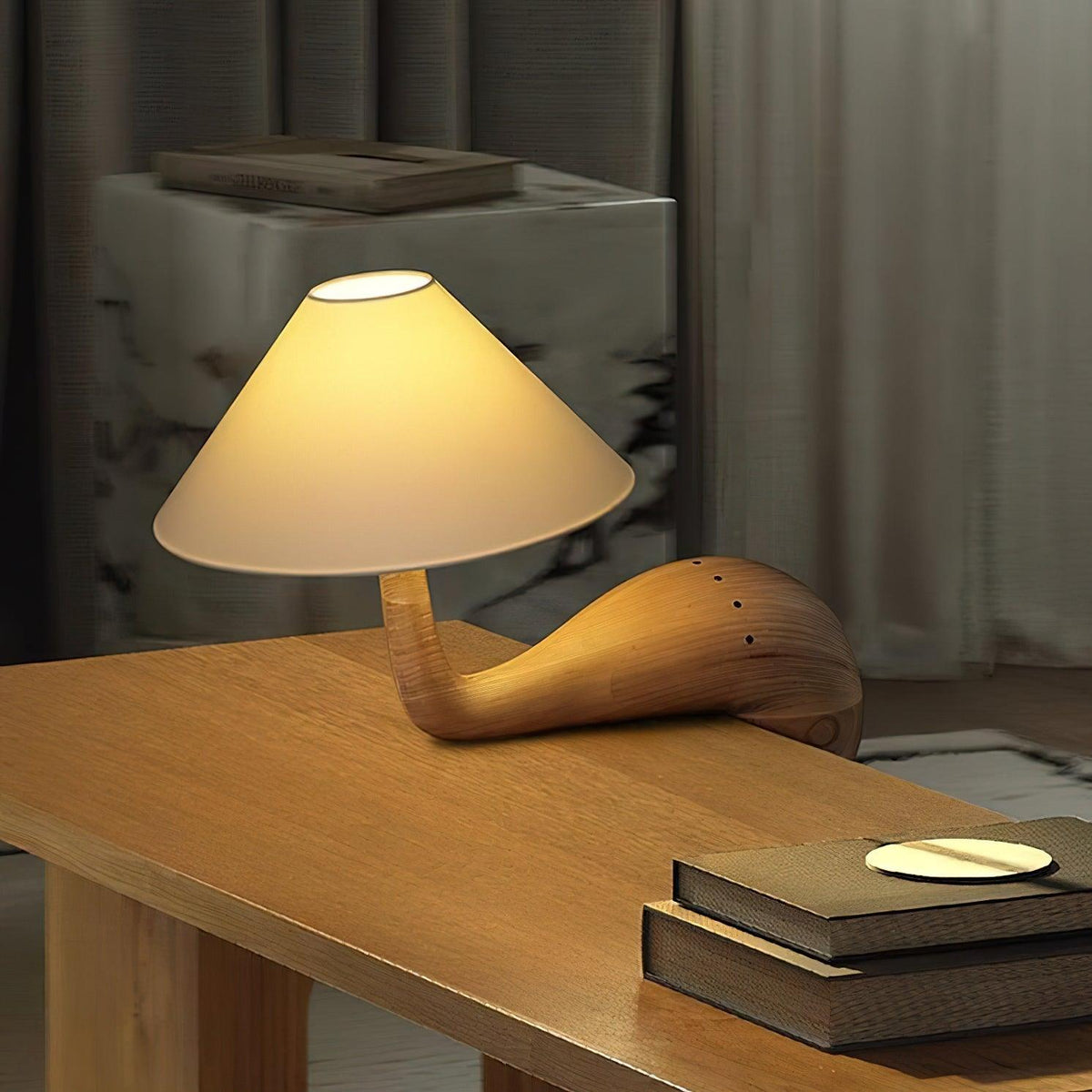 kakuda-pine-table-lamp