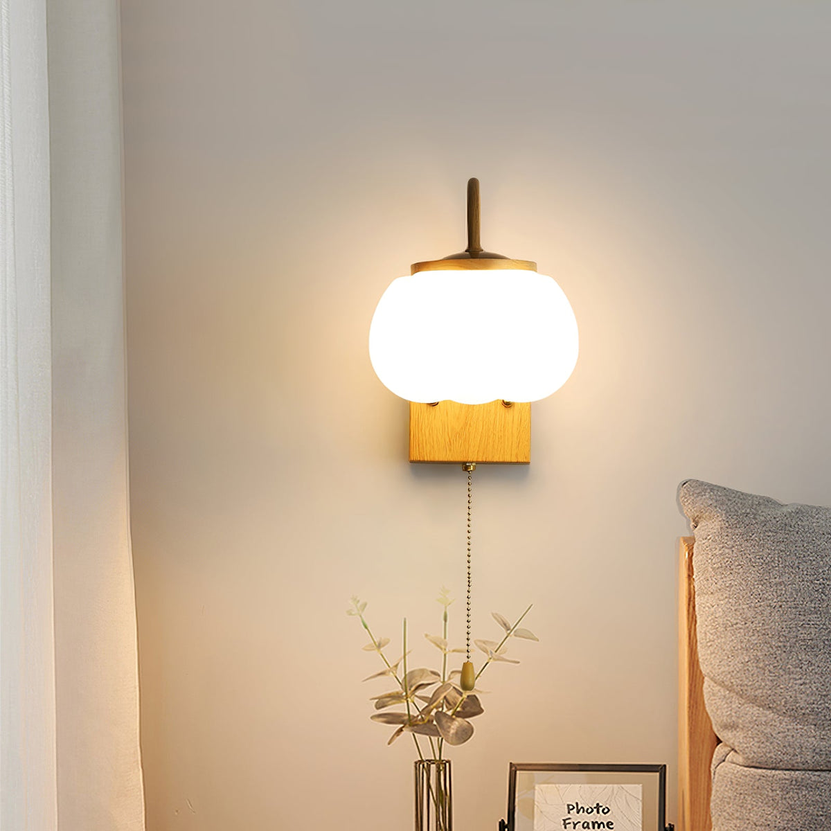 kapok-flower-wall-lamp