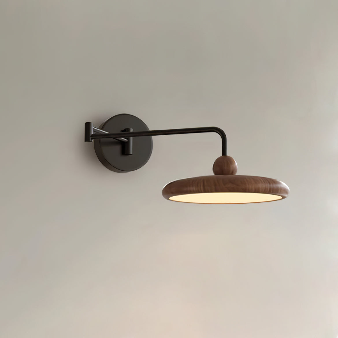 karlin-wall-lamp