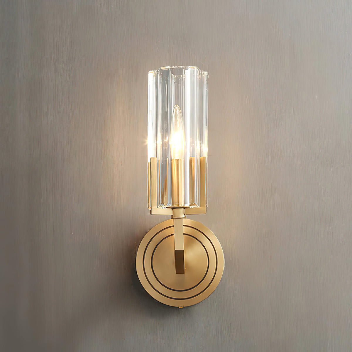 kayla-brass-wall-lamp