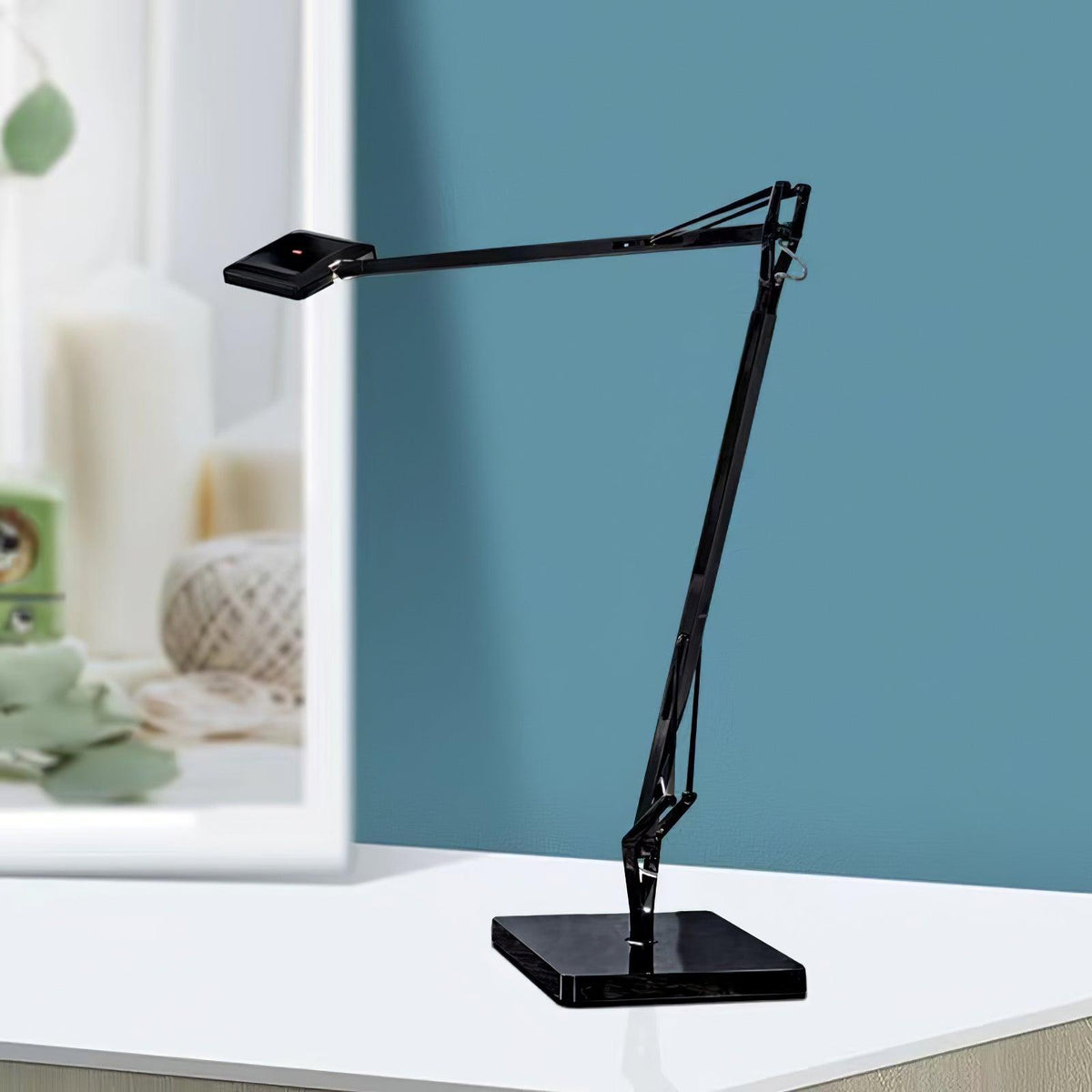 Kelvin Edge Table Lamp