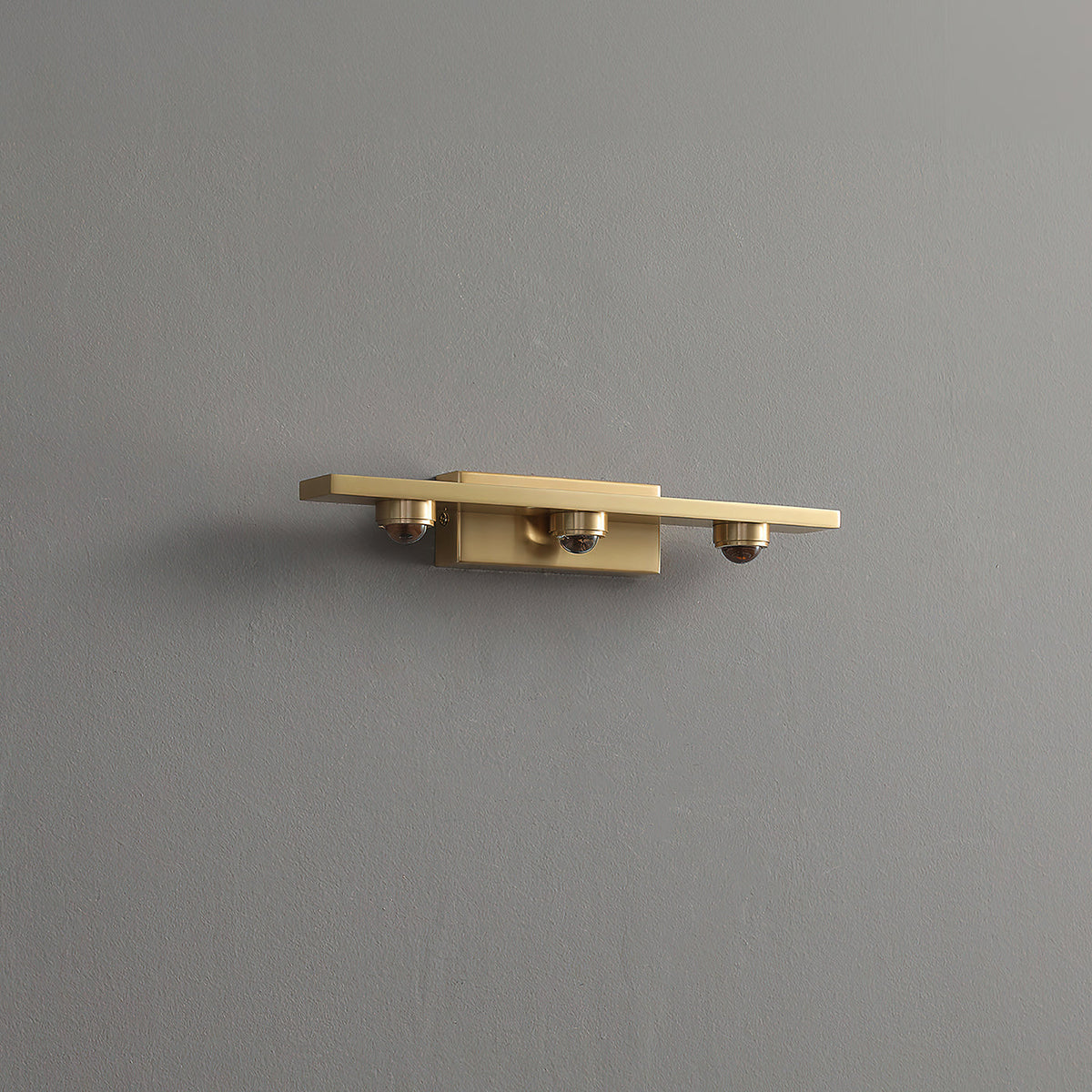 kent-wall-lamp