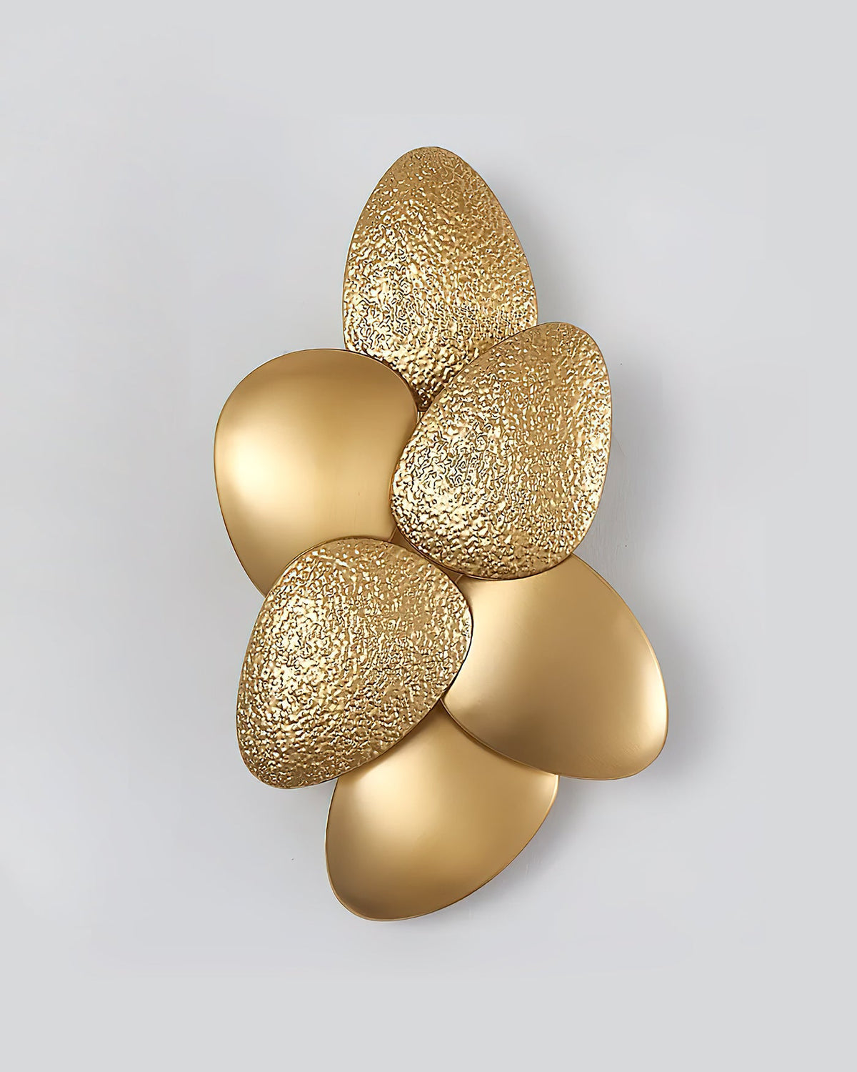 ketra-gold-wall-lamp