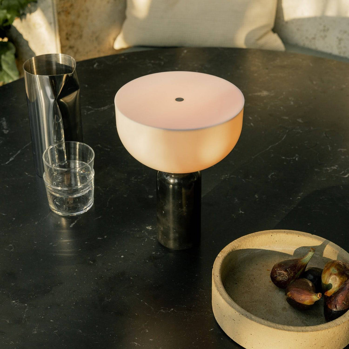 kizu-table-lamp