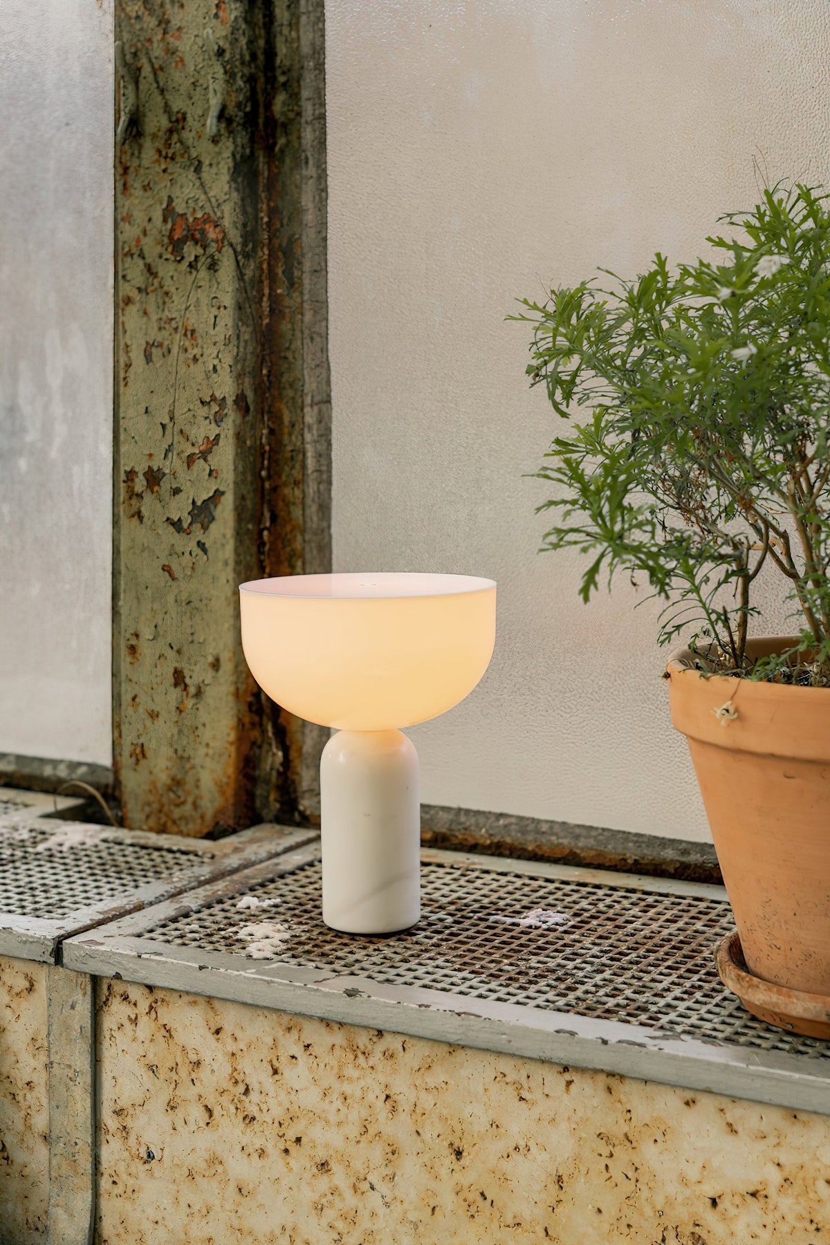 kizu-table-lamp