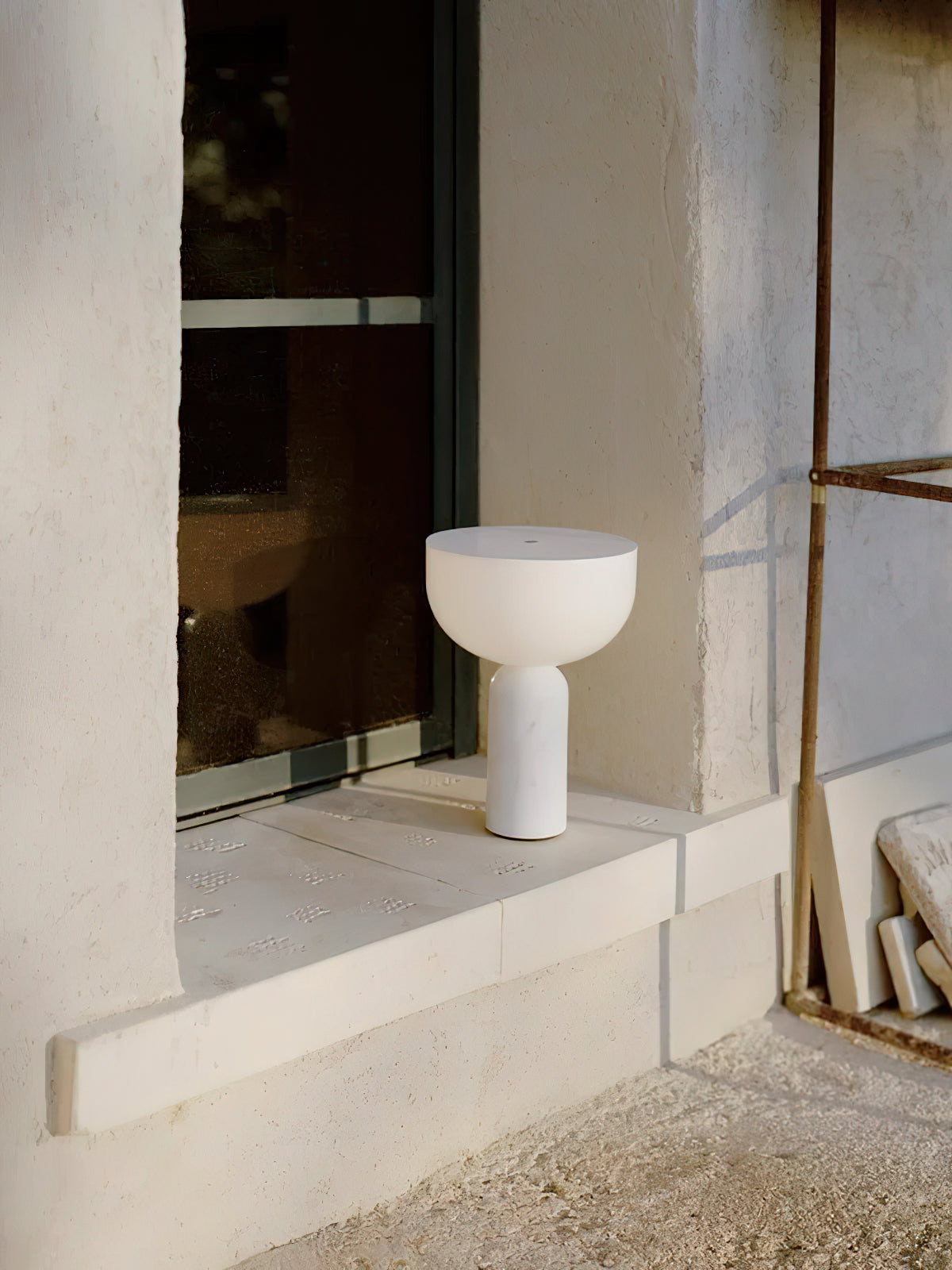 kizu-table-lamp