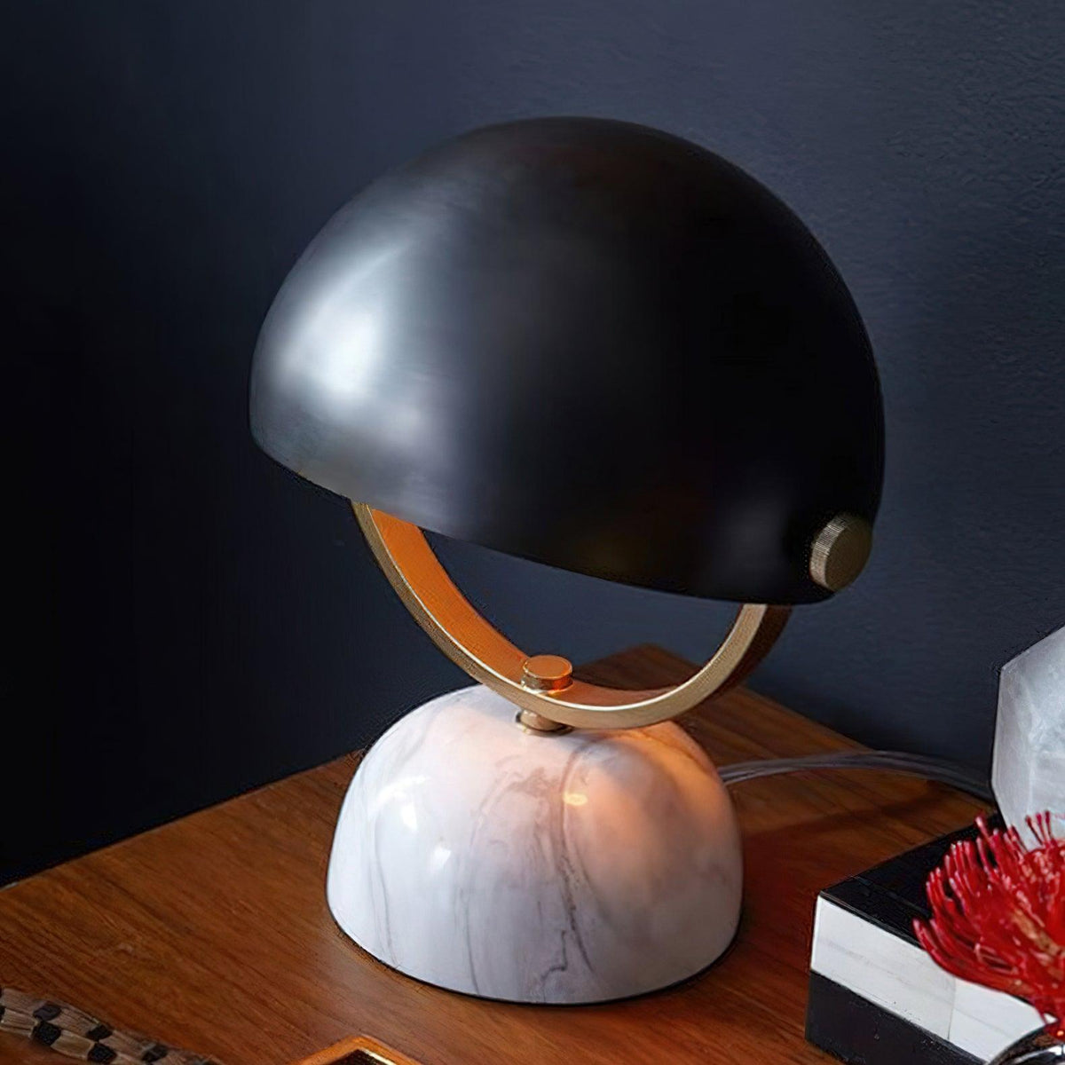 kling-marble-table-lamp