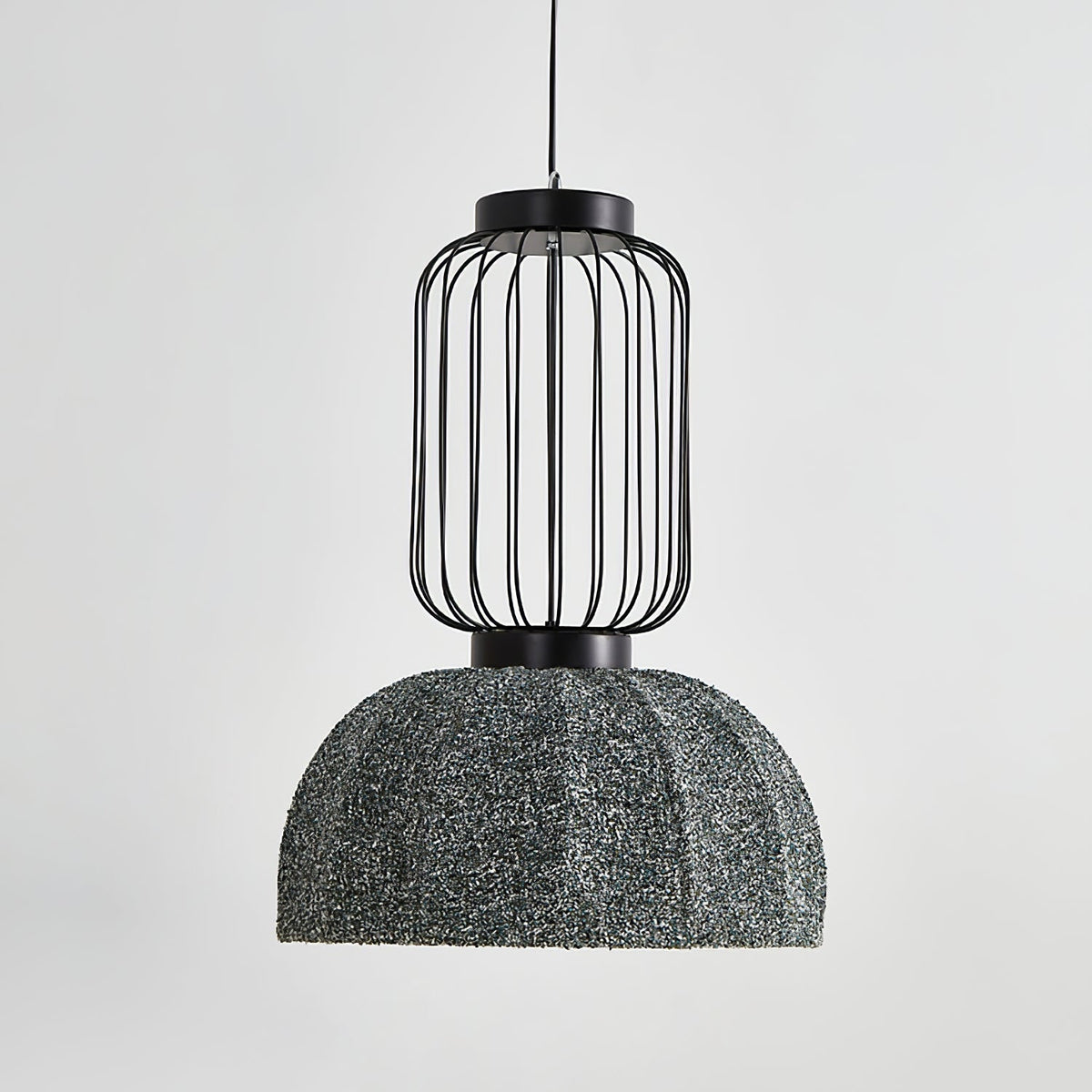 Korvo Pendant Light – Sculptural Black Metal & Fabric Dome Lamp