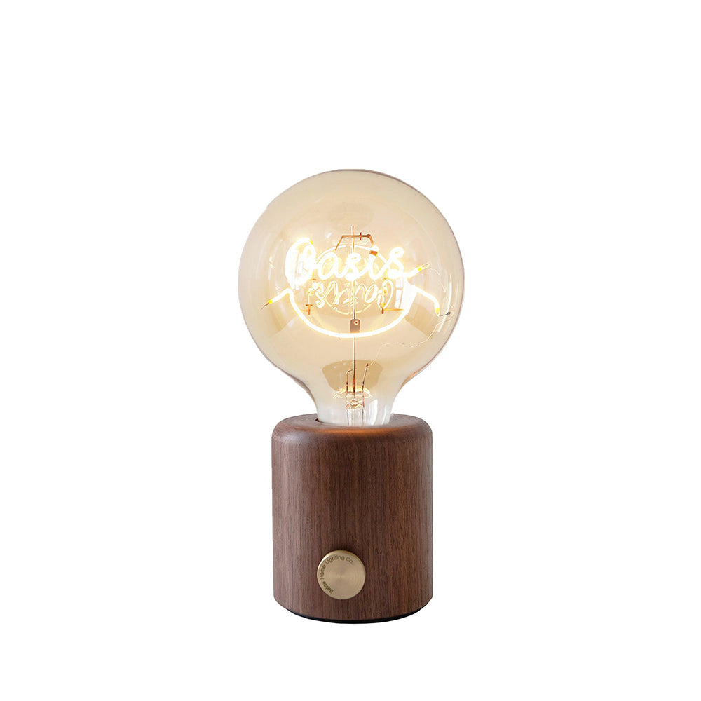kuitt-smiley-table-lamp